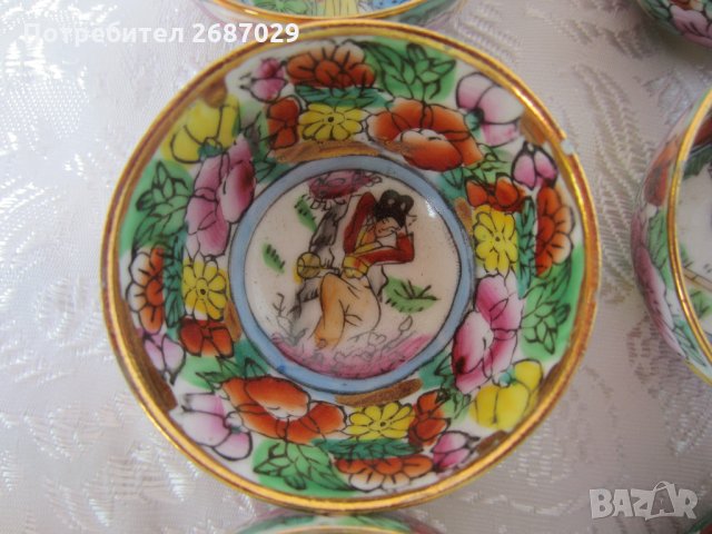 12 невероятни японски рисувани чаши с гейши, малки, стари, снимка 3 - Антикварни и старинни предмети - 28951460