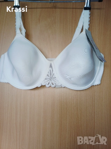 Бял сутиен Triumph  95 B нов, снимка 6 - Бельо - 52771243