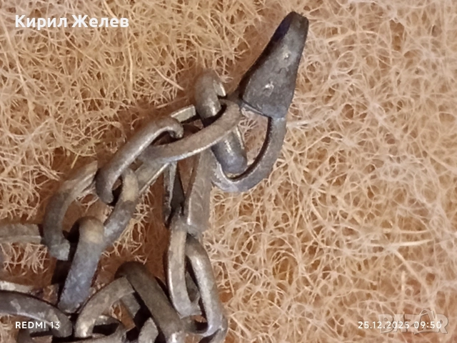 Сребърна гривна с логото на Chanel инкрустирани кристали 40200, снимка 6 - Гривни - 52895650