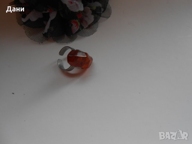 Стар пръстен с кехлибар , снимка 2 - Пръстени - 27010073