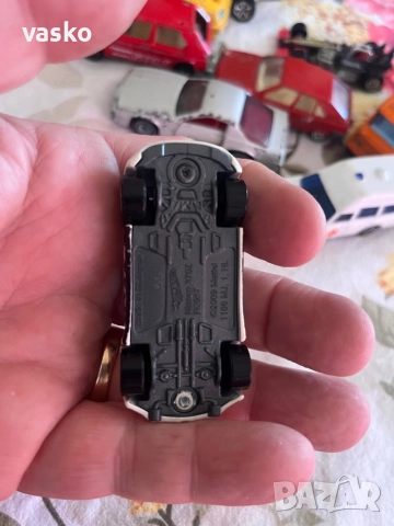 Hotwheels Nissan , снимка 6 - Колекции - 52652528
