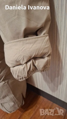 Чисто ново,дебело,топло,дамско,зимно яке + подарък: пролетно-есенно яке и шал,общо за: 65€, снимка 4 - Якета - 53208895