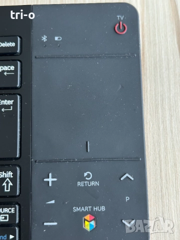 Samsung безжична клавиатура за смарт телевизор, снимка 12 - Стойки, 3D очила, аксесоари - 51786674