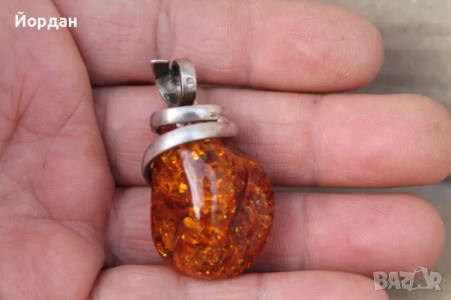 Кехлибарена висулка със сребърен обков, снимка 5 - Колиета, медальони, синджири - 49532292