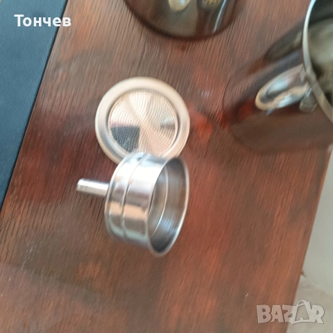 Два броя кафеварки , снимка 17 - Аксесоари за кухня - 52705608