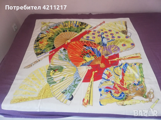 Копринен шал, снимка 2 - Шалове - 52772838