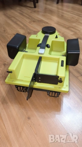 Лодка за захранка с 99 точков GPS , снимка 11 - Стръв и захранки - 53445589