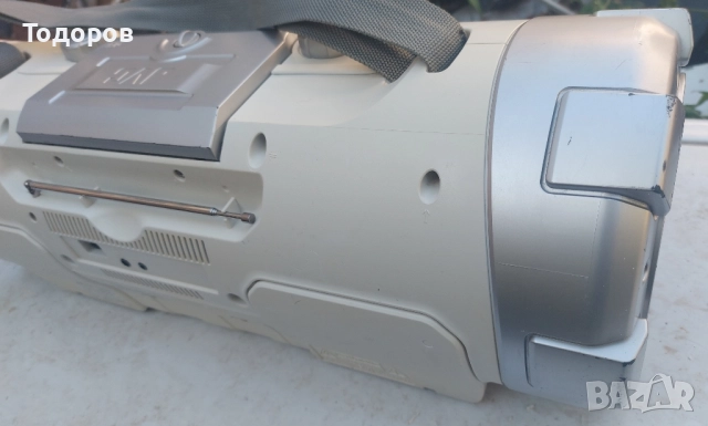 JVC RV-NB51W CD/MP3,USB,iPod Docking, Tuner Boomblaster , снимка 9 - Радиокасетофони, транзистори - 52106805