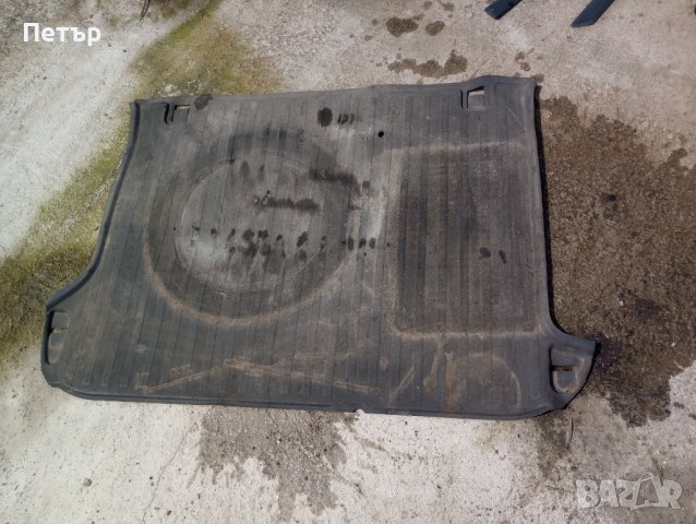 Гумена оригинална стелка за багажник  Опел комбо Ц 