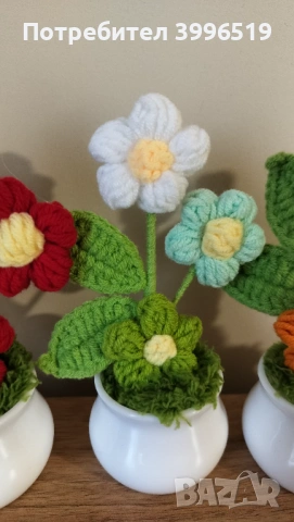 Ръчно плетени цветя в малка саксийка , снимка 7 - Декорация за дома - 53105171