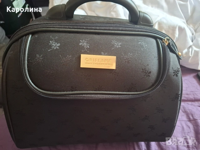 Елегантно козметично куфарче Орифлейм , снимка 8 - Чанти - 53091513