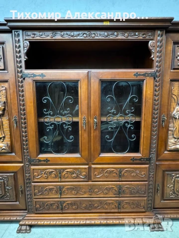 Уникален шкаф - витрина от дъбов масив, снимка 7 - Шкафове - 50947899