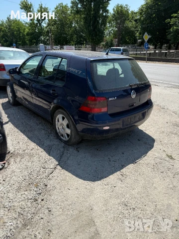 Golf 4-1,6 sr benzin На части!, снимка 2 - Автомобили и джипове - 50570978
