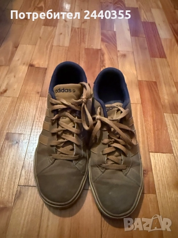 Маратонки adidas 