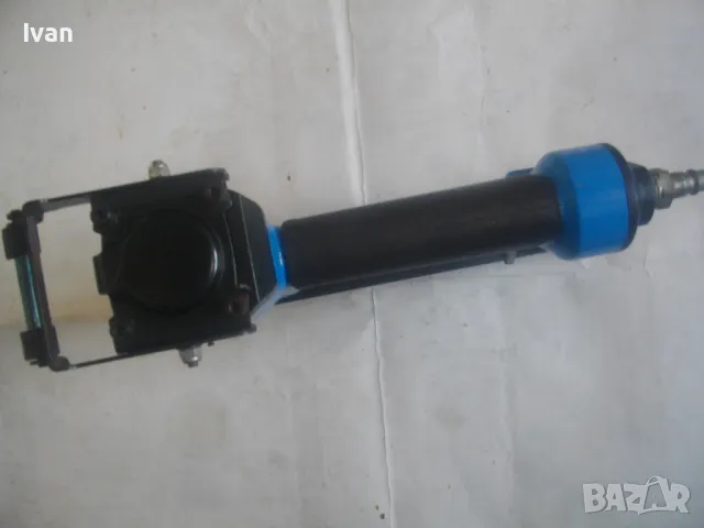 Made in ITALY ПРОФЕСИОНАЛЕН ИТАЛИАНСКИ ОРИГИНАЛЕН ПНЕВМАТИЧЕН ТАКЕР FASCO ЗА ПИРОНИ 40мм ПОЧТИ НОВ , снимка 9 - Други инструменти - 49427375