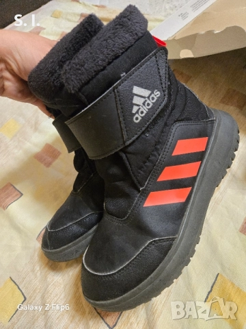 Оригинални апрески/ботуши Adidas 35н., снимка 3 - Детски боти и ботуши - 51959494
