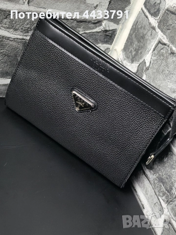 Prada чанта тип плик , снимка 3 - Чанти - 52830803