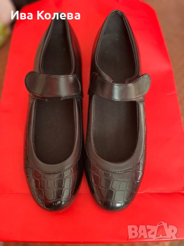 Дамски обувки, снимка 1 - Дамски ежедневни обувки - 44906523