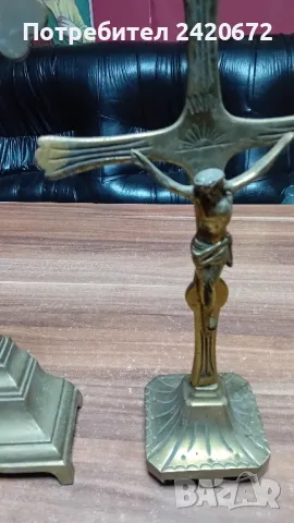 настолен кръст  с разпятие, снимка 1