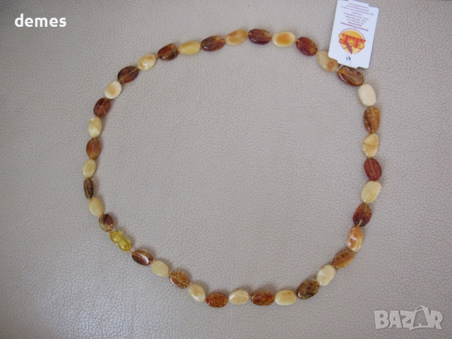 Дамско колие-кръг от първокласен балтийски кехлибар