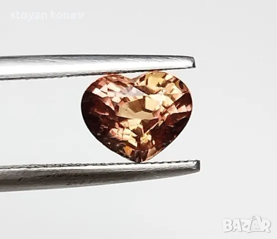 Очарователен Падпараджа сапфир с форма сърце 1.04кт.! Нов!, снимка 12 - Други - 50060600