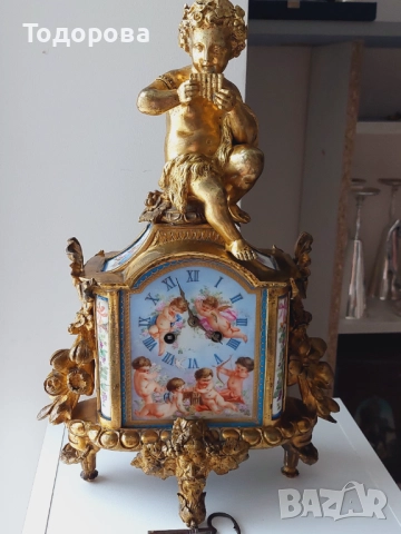 Много рядък Каминен бронзов часовник-Франция 19 век ,позлата, порцелан, 4 200 €