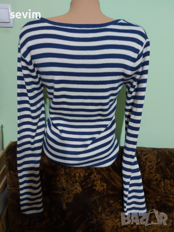 Пуловер номер L , снимка 3 - Блузи с дълъг ръкав и пуловери - 44908036