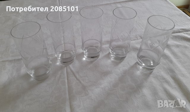 Кристални чаши, снимка 1 - Чаши - 43949876