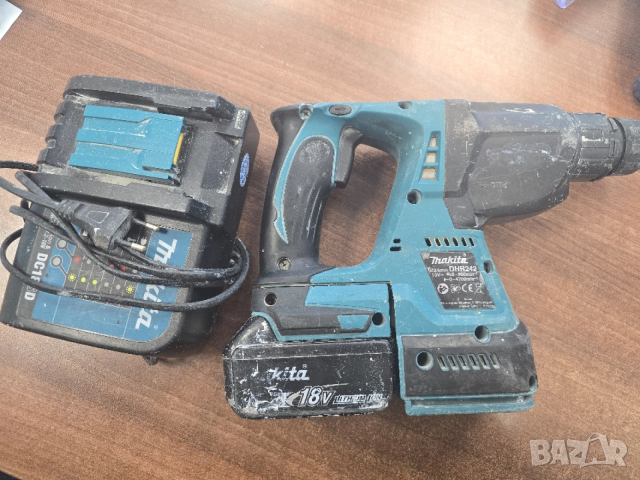 Перфоратор Makita DHR242, снимка 2 - Други инструменти - 52834022