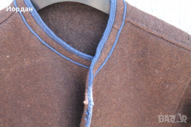 Вълнена антерия със гайтани , снимка 4 - Антикварни и старинни предмети - 37113450