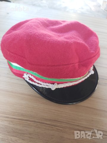 Стара ученическа шапка,фуражка.