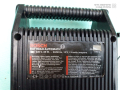 BOSCH 12V Зарядно за акумулатори , снимка 2