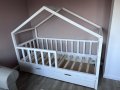 Детско легло тип къщичка, снимка 1 - Мебели за детската стая - 35354916