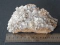 №7, Кристали,Минерали,Кварц,Кварцова друза с флуоресцентен калцит,, снимка 2