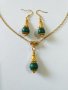 Разкошен комплект бижута с красивите камъни Малахит и богати орнаменти в цвят злато , снимка 1