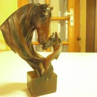 Красива Дървена Фигура Статуетка  с Коне - Рьчна Изработка, снимка 4 - Статуетки - 38374293