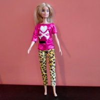 Колекционерска кукла Barbie Fashionistas Барби GRB59 , снимка 5 - Колекции - 40620427