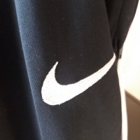 Спортно долнище Nike със стеснен крачол размер M, снимка 2 - Спортни дрехи, екипи - 38392782