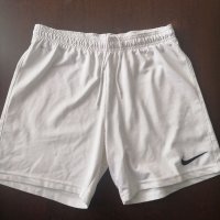 Гащи Nike , снимка 1 - Къси панталони - 40380175
