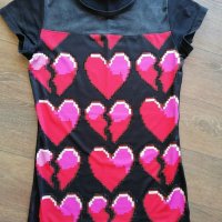 Дамска тениска със сърца, снимка 1 - Тениски - 36764154