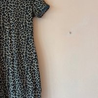 H&M Тигрова памучна рокля S размер 🖤, снимка 2 - Рокли - 44043595