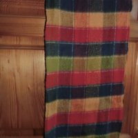 шарен шал с ресни, снимка 3 - Шапки, шалове и ръкавици - 37261187