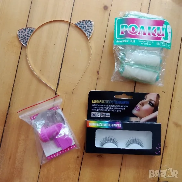 Нови красиви изкуствени мигли, диадема, ролки за коса и печати за маникюр , снимка 1