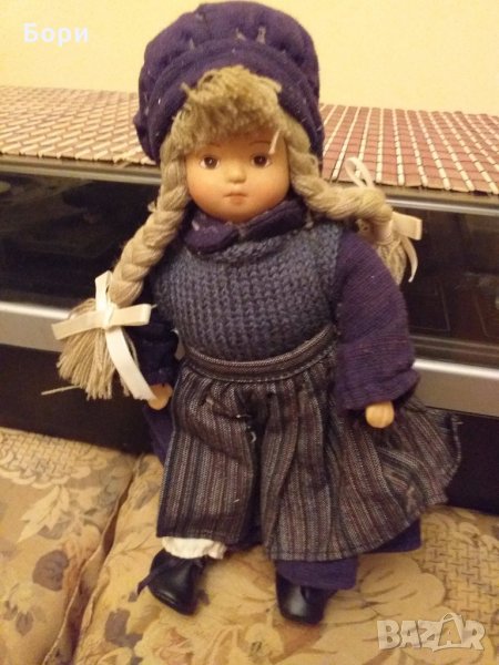 Поцеланова кукла 25см., снимка 1