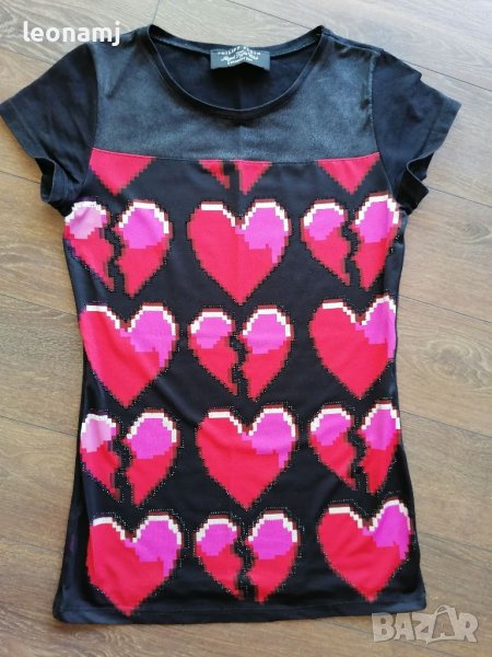 Дамска тениска със сърца, снимка 1