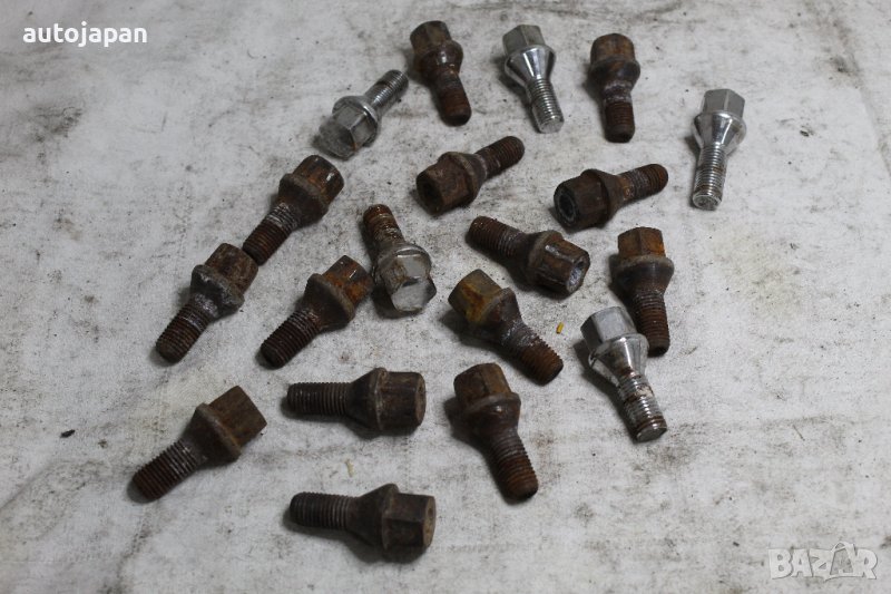 Болтове 19броя Опел зафира 00г Opel zafira 2000, снимка 1