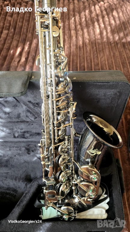 Продавам саксофон!, снимка 1