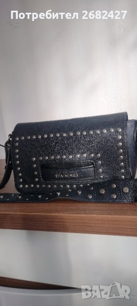 Eva MingeДамска чанта EM-31-05-000258 Черен

, снимка 1