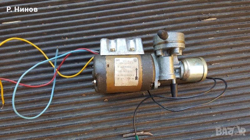 помпа за  масла   бензин  дизел  24 V две скорости, снимка 1