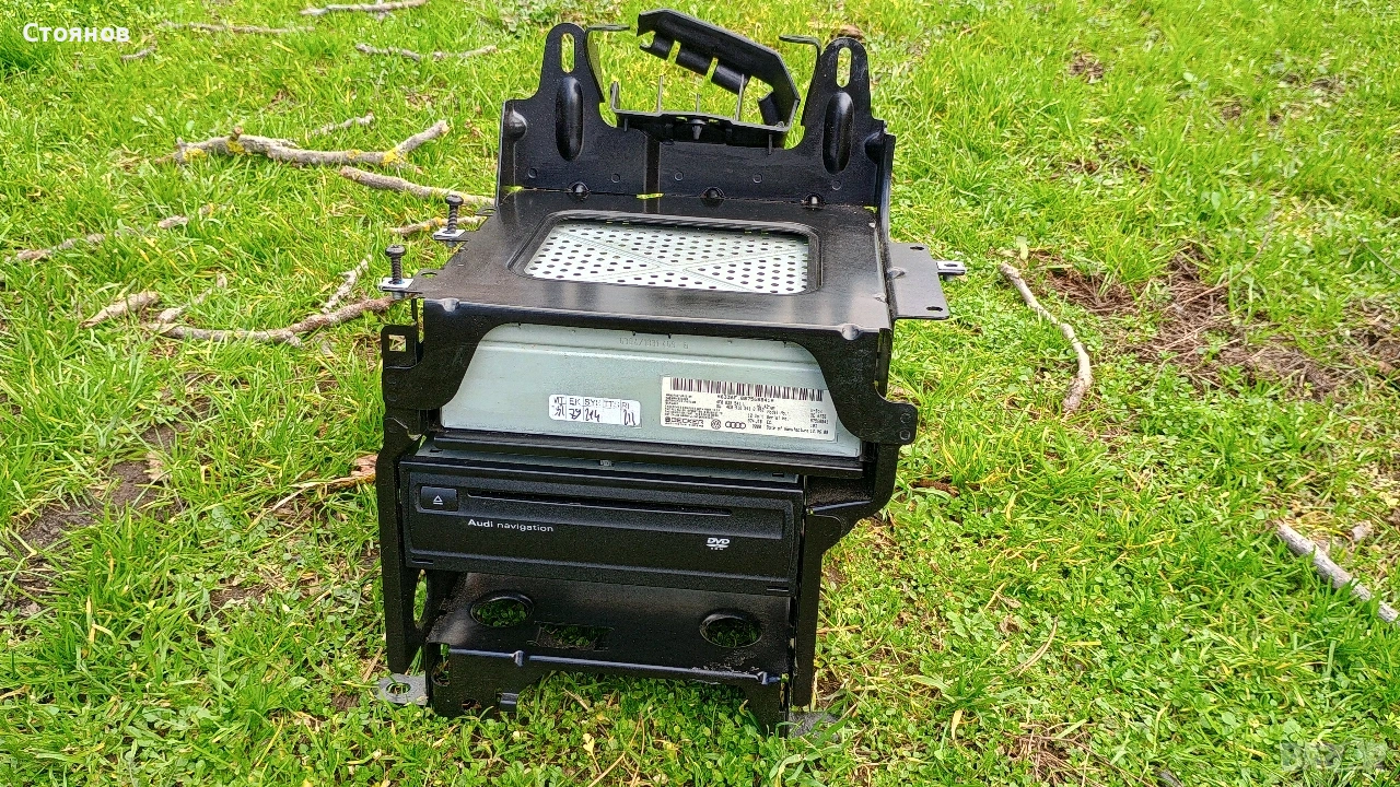 Навигация за Audi A4 B8 , снимка 1
